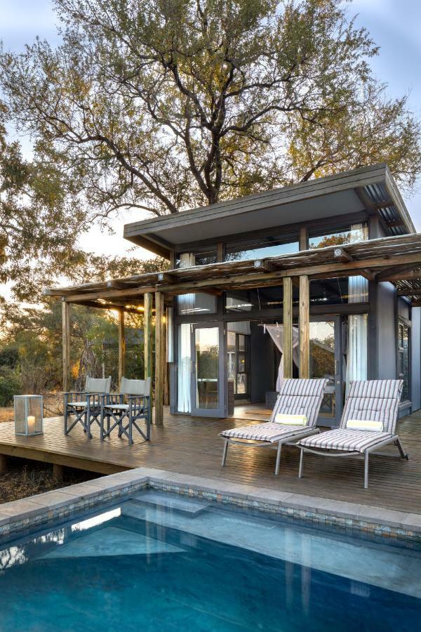 Simbavati River Lodge ティムババティ野生保護区 エクステリア 写真